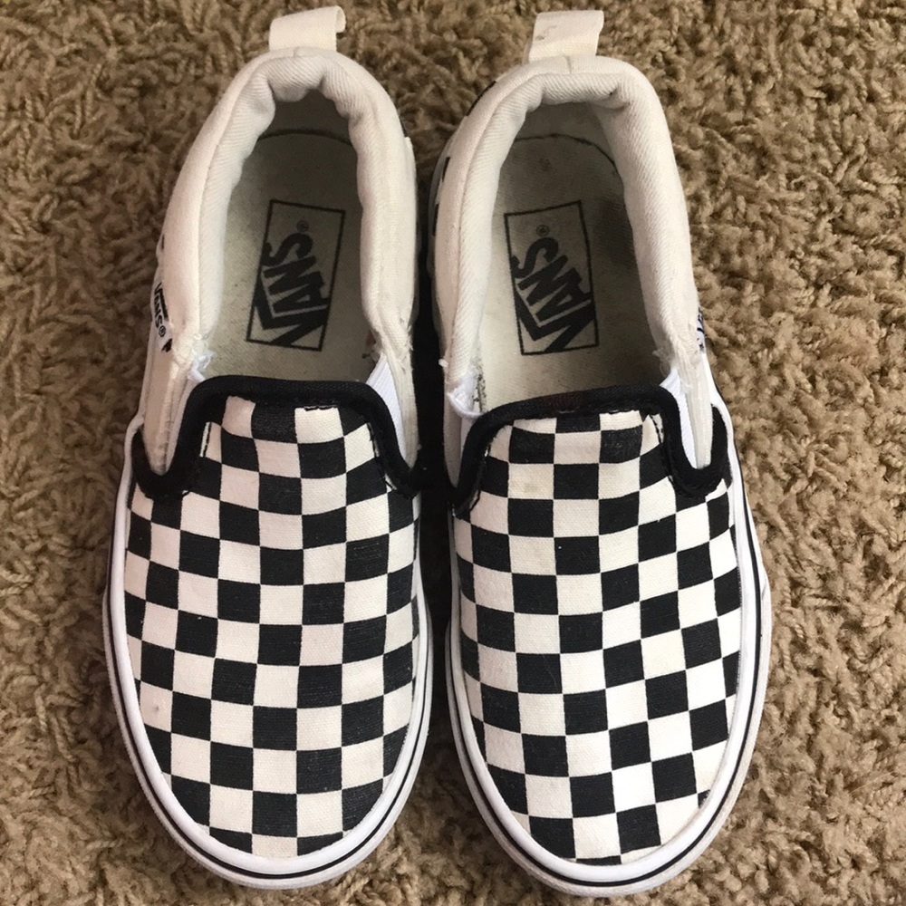 Boys Vans slip on shoes
